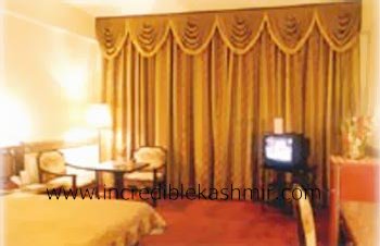hotel Asia Jammu Tawi bedroom